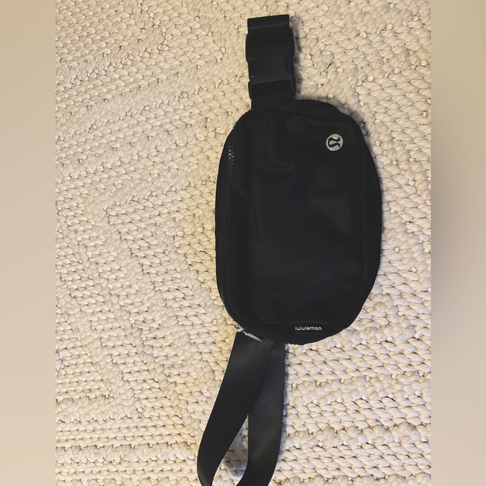 Lulu crossbody bag